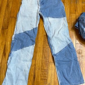 Hollister jeans. Work once. Size : 00R